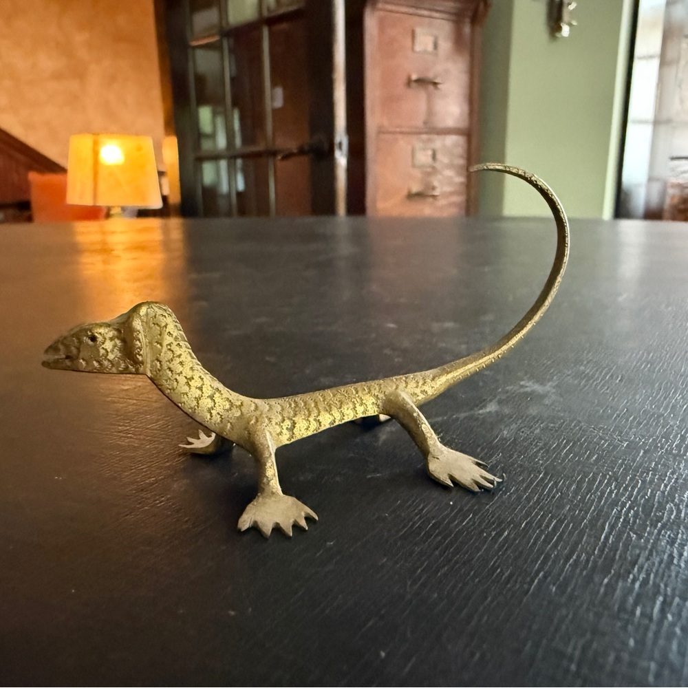 Brass Lizard Reptile Decor